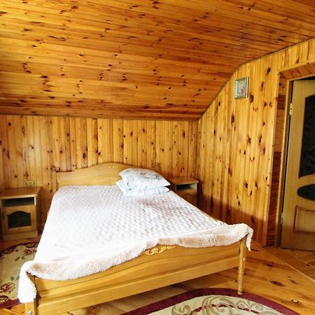 Cottage "Kliverent" Яремче Екстер'єр фото