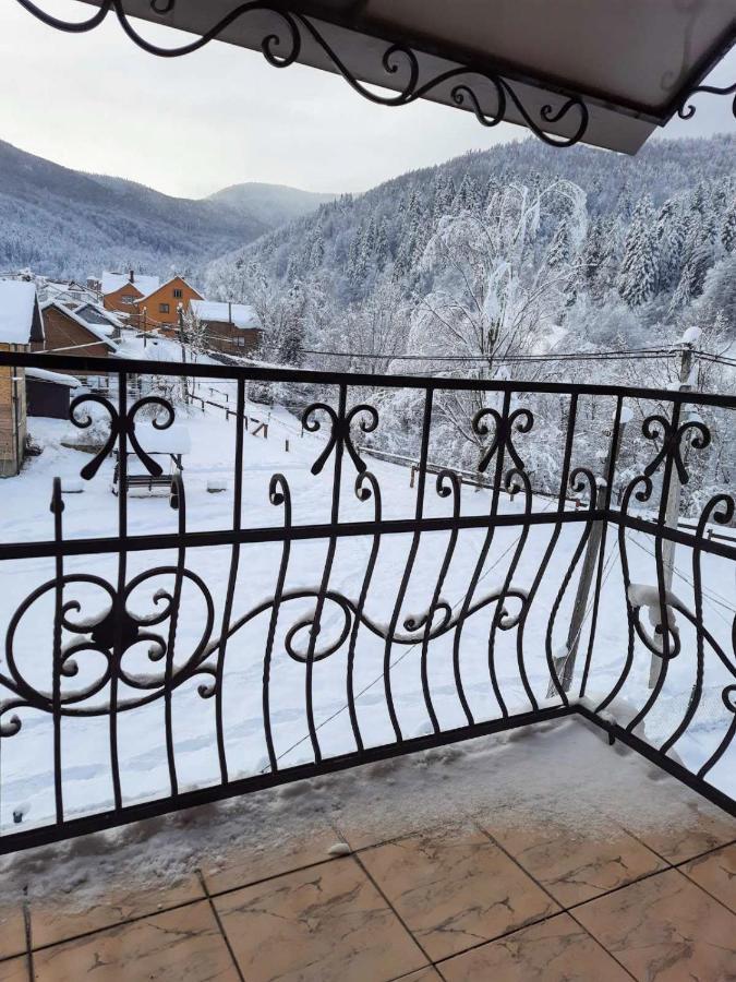 Cottage "Kliverent" Яремче Екстер'єр фото