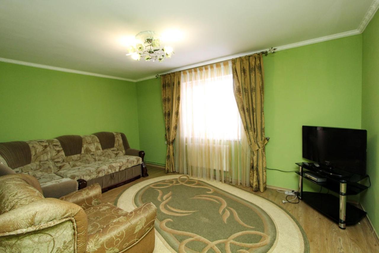 Cottage "Kliverent" Яремче Екстер'єр фото