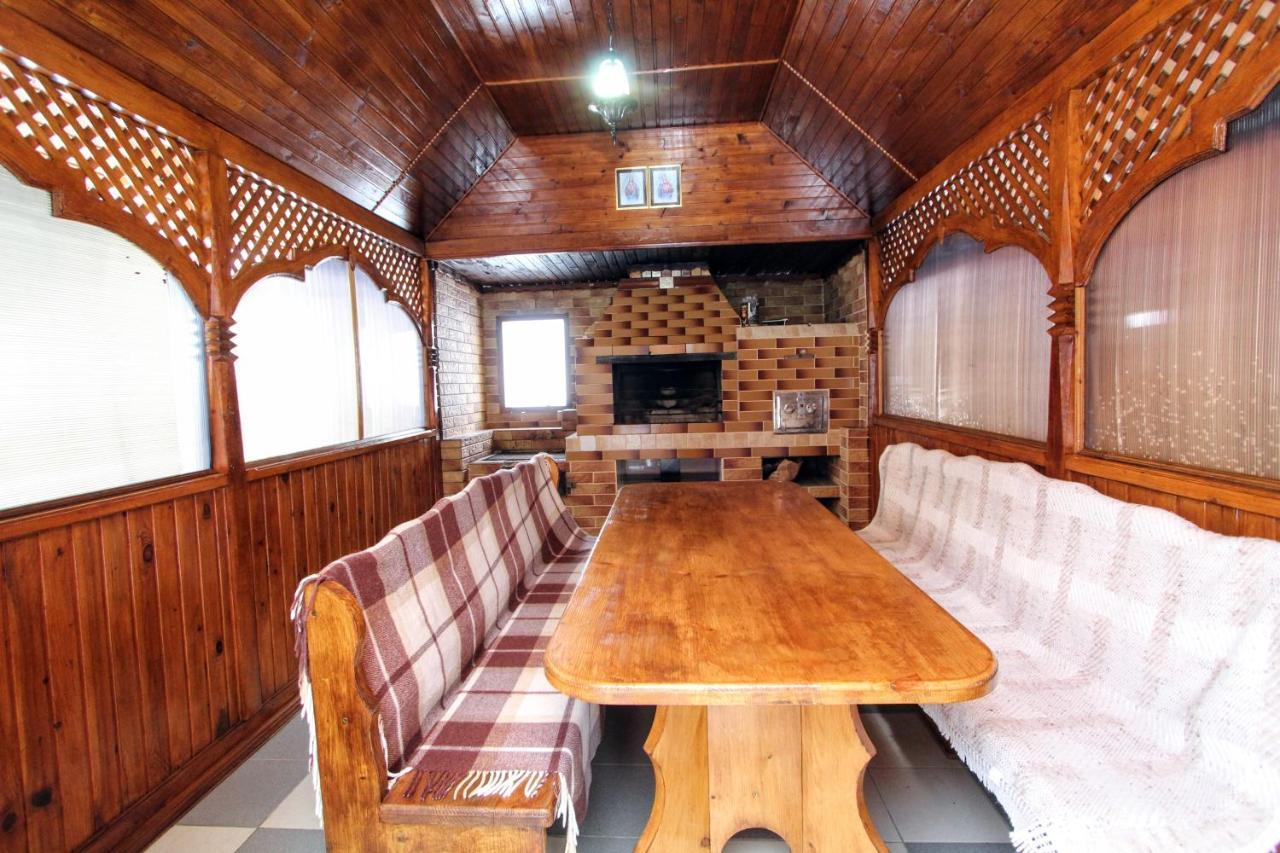 Cottage "Kliverent" Яремче Екстер'єр фото