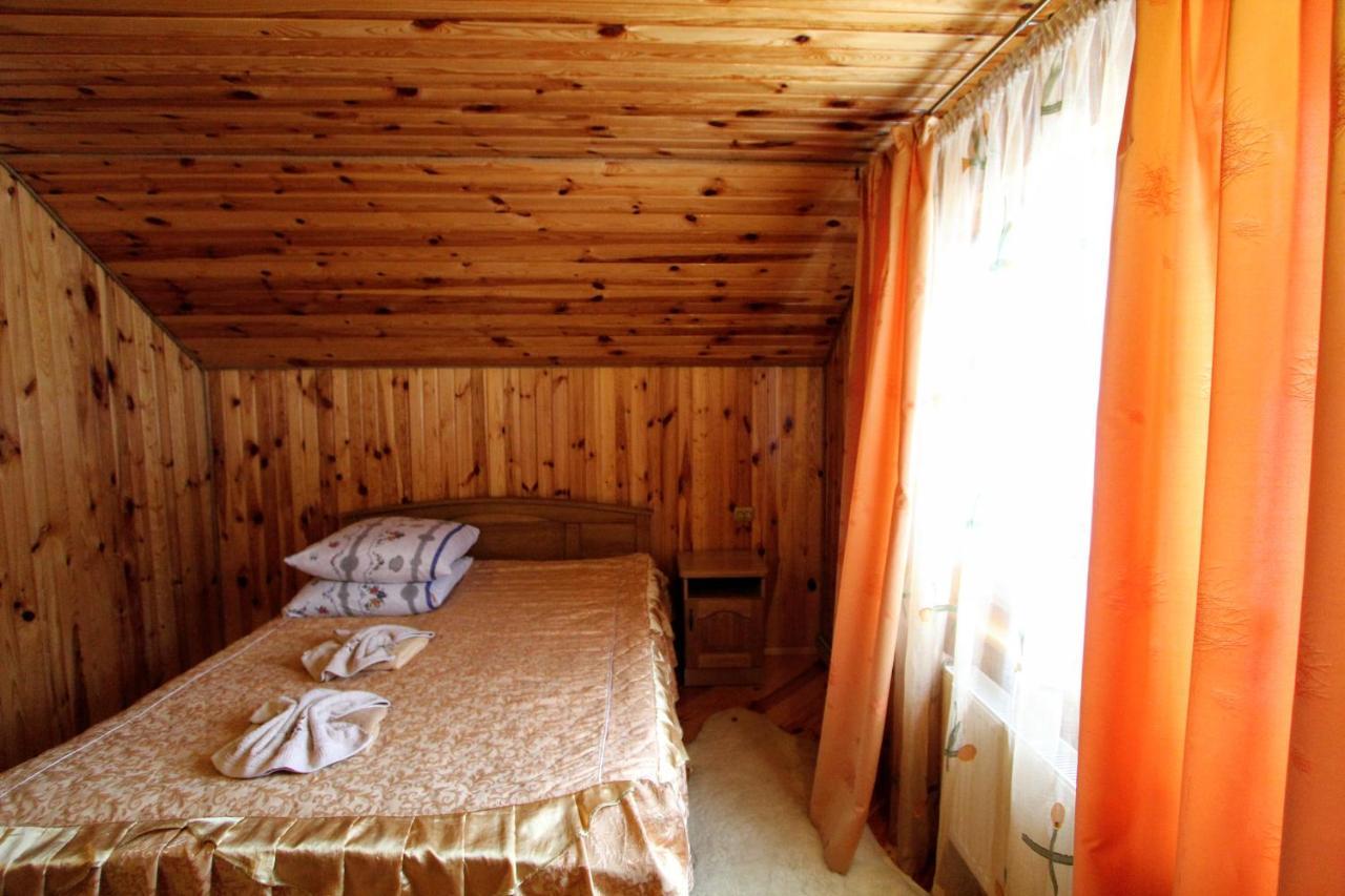 Cottage "Kliverent" Яремче Екстер'єр фото