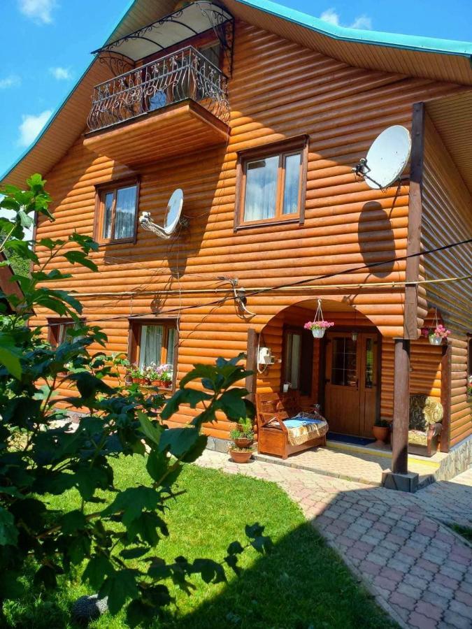 Cottage "Kliverent" Яремче Екстер'єр фото