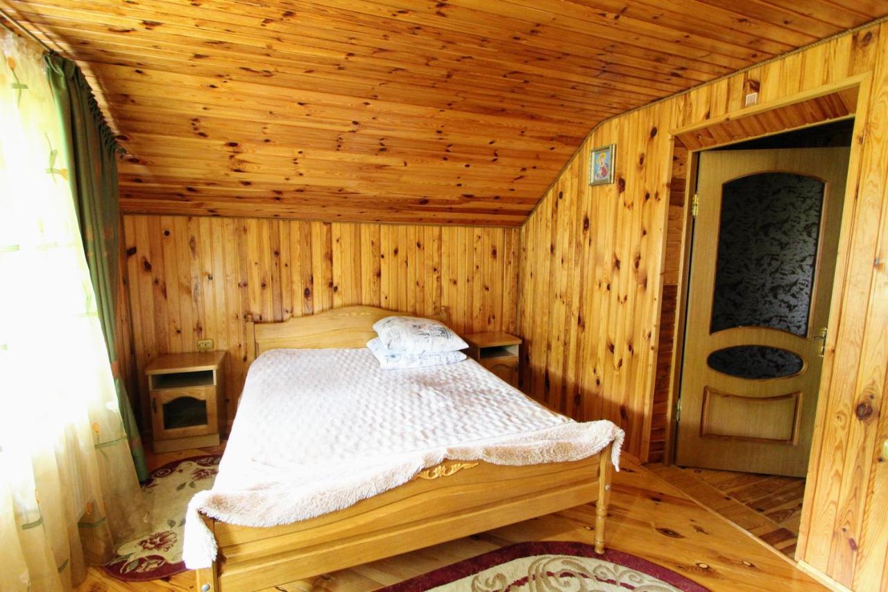 Cottage "Kliverent" Яремче Екстер'єр фото