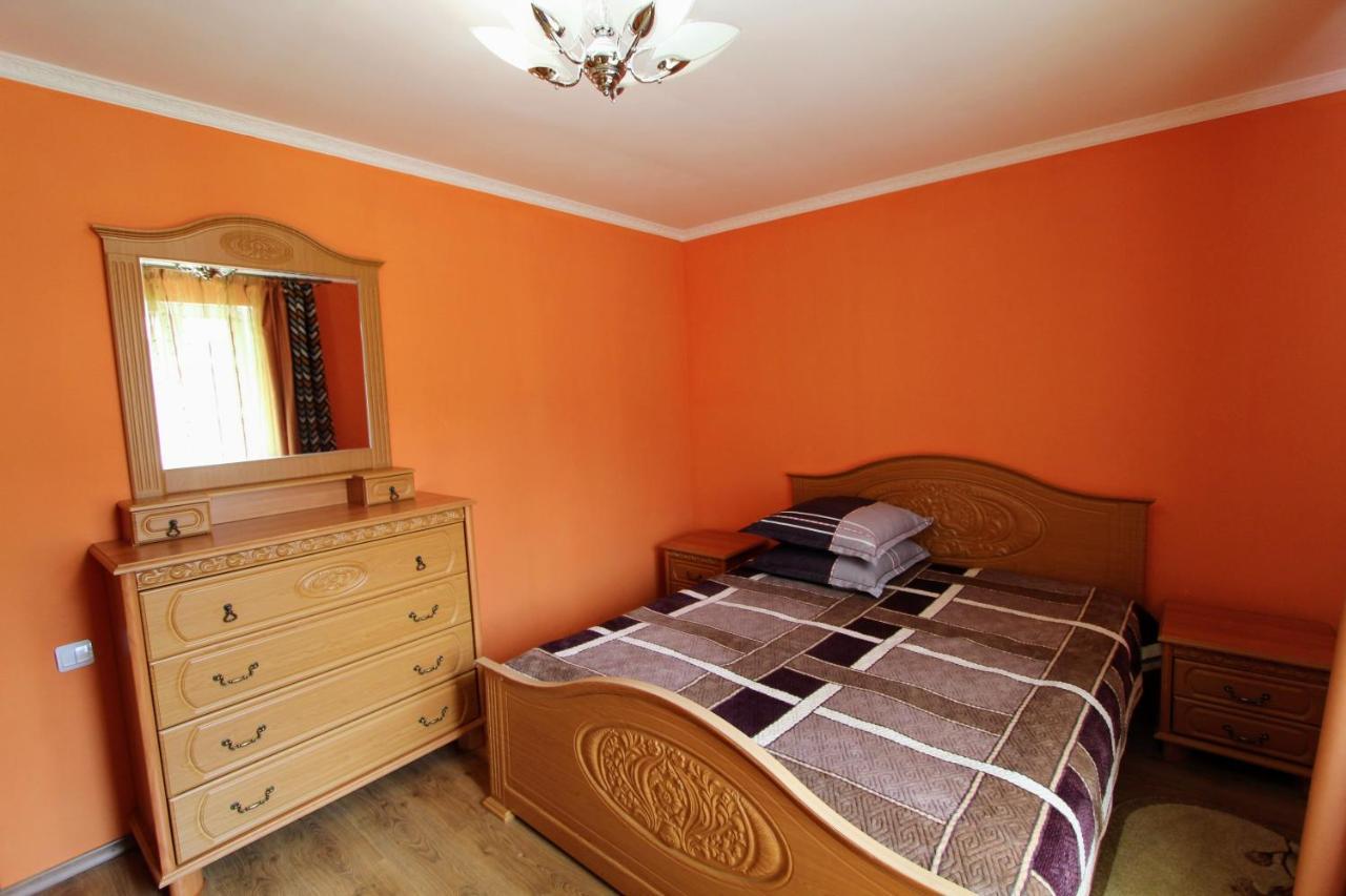 Cottage "Kliverent" Яремче Екстер'єр фото