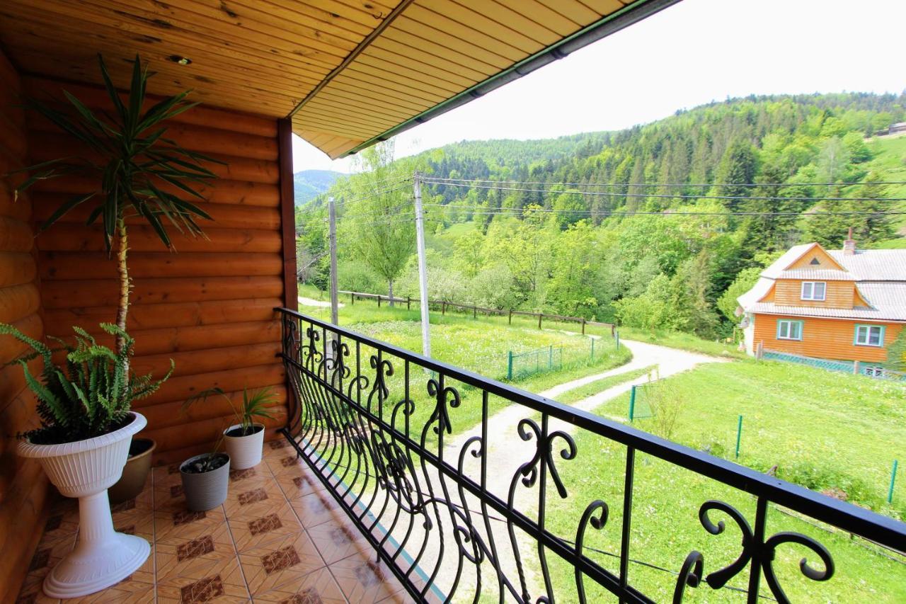 Cottage "Kliverent" Яремче Екстер'єр фото